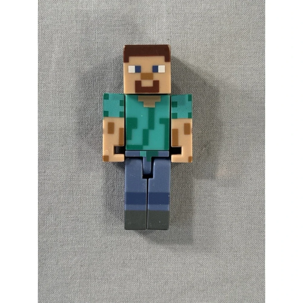 Minecraft Steve 2.75-inch articulated action figure With Wear‎ Movies Books